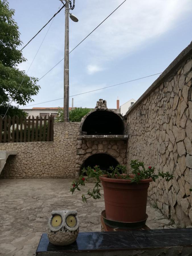 Apartman Cvita Tkon Exterior photo